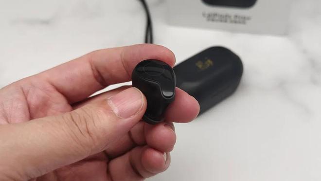 买的降噪耳机品牌榜单！龙8体育无线年值得购(图3)